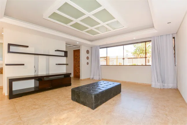 Imagem Casa com 3 Quartos à Venda, 271 m² em Jardim das Américas - Curitiba