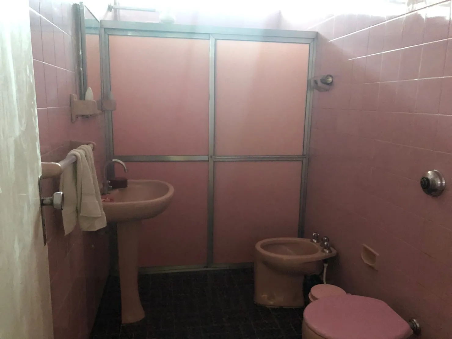 Imagem Casa à venda e locação 3 Quartos, 1 Vaga, 935M², Alto do Tabaú, Pindamonhangaba - SP