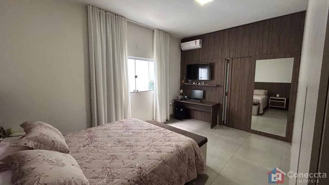 Imagem Casa à venda, 227 m² por R$ 1.080.000,00 - Valparaíso - Patos de Minas/MG