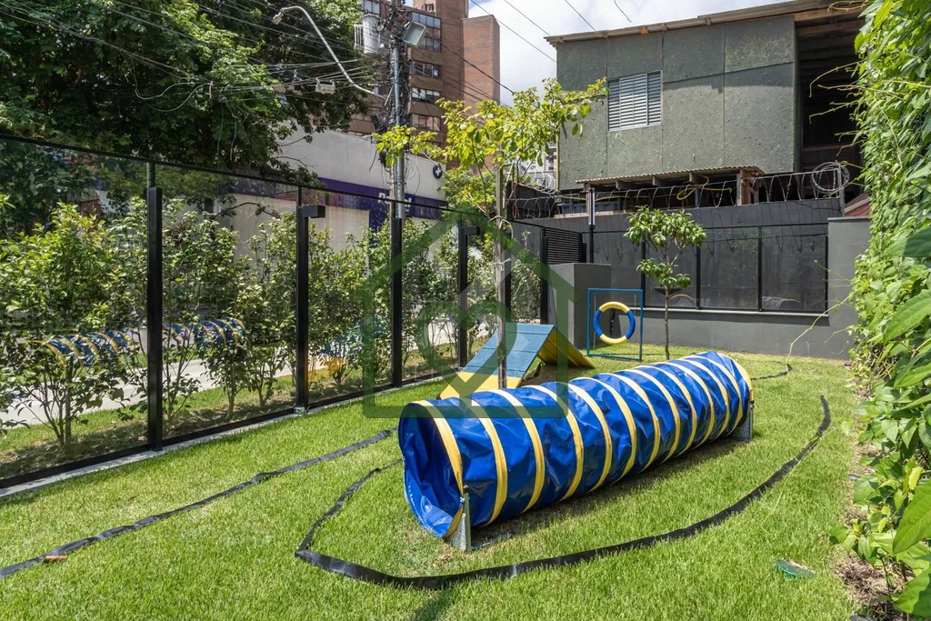 Imagem Descubra o equilíbrio perfeito entre praticidade e sofisticação neste apartamento semi mobiliado ...