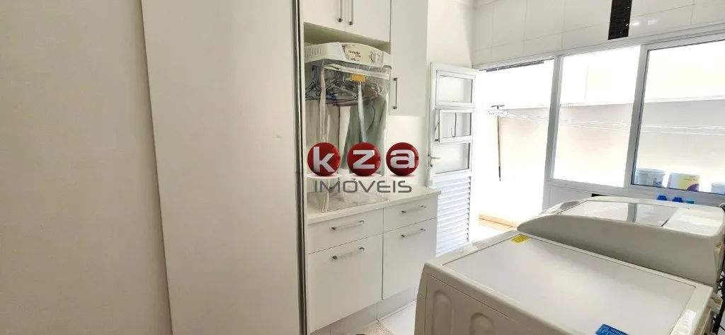 Imagem Casa de Luxo em Condomínio: 4 Quartos, 4 Suítes, 3 Salas, 5 Banheiros, 2 Vagas de Garagem, 300m² em Valinhos-SP, Jardim Recanto.