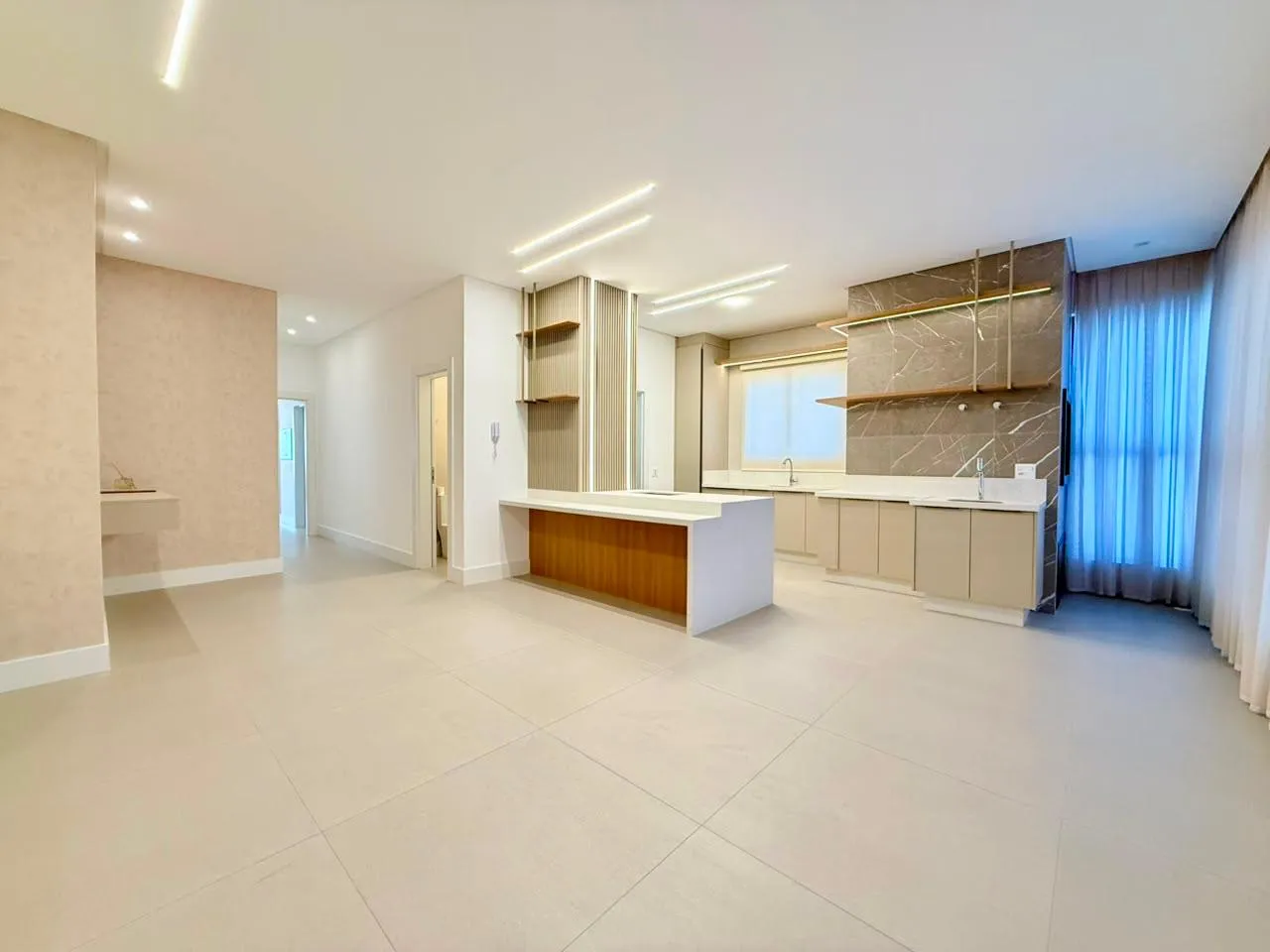 Imagem Apartamento à venda com 124.1m2 por R$ 2.450.000,00