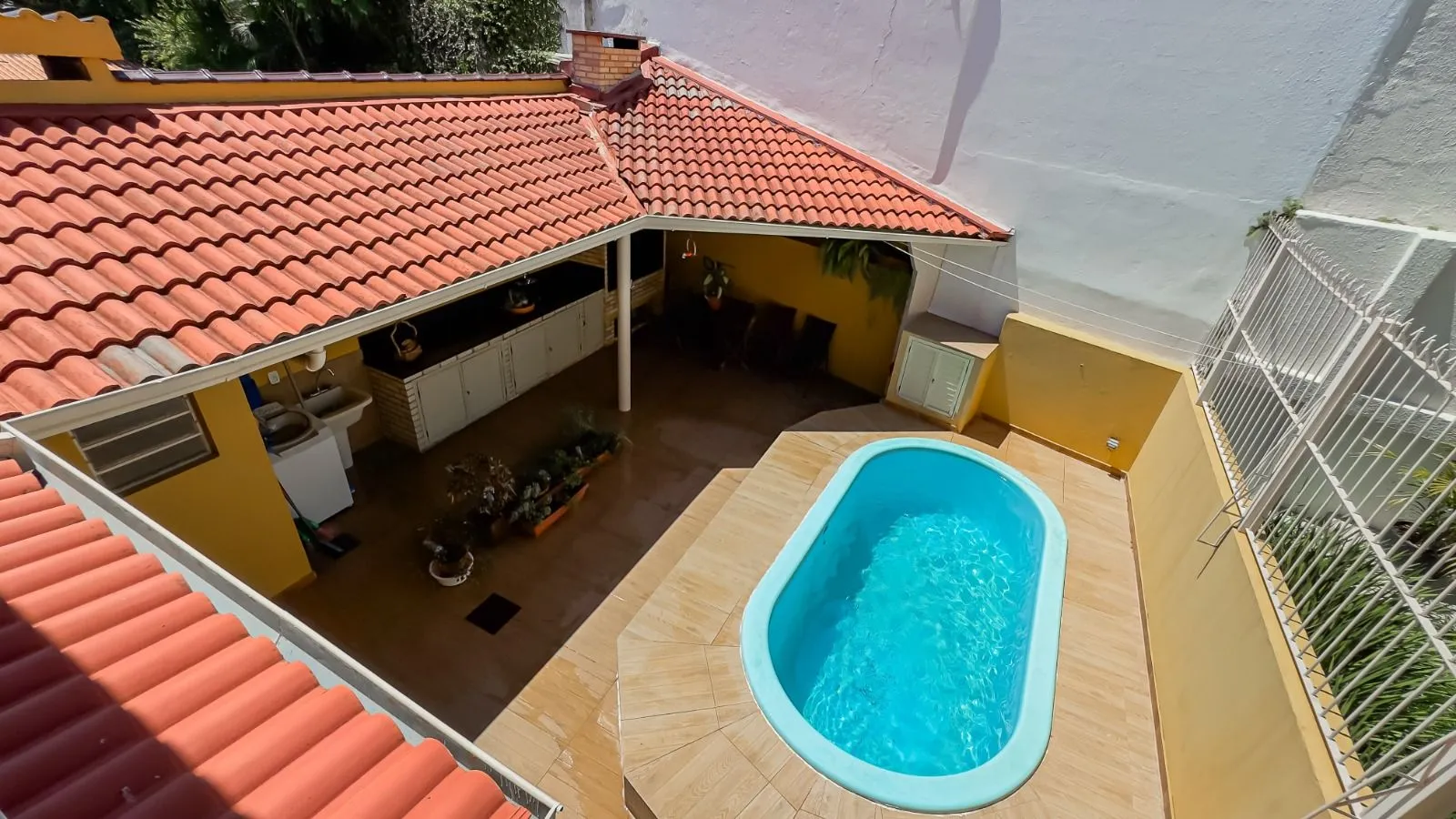 Imagem Casa à venda em Porto Alegre, Chácara das Pedras, com 3 quartos, 261m2