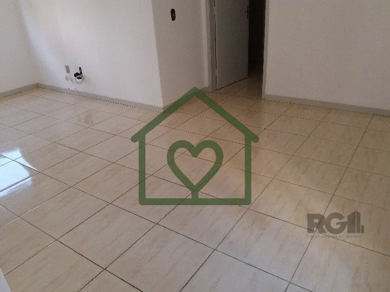 Imagem Apartamento localizado no bairro Passo D'Areia, com 78m² no 4º andar. Imóvel com 3 dormitórios, ...