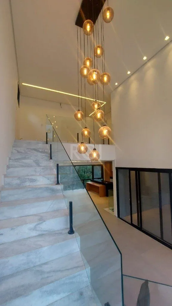 Imagem Casa Condominio para Venda - 330m², 3 dormitórios, sendo 3 suites, 2 vagas - Querência