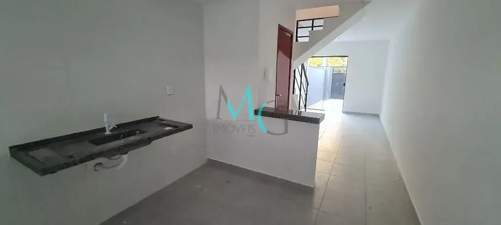 Imagem Casa com 2 dormitórios à venda, 60 m² por R$ 235.000,00 - Campo Grande - Rio de Janeiro/RJ