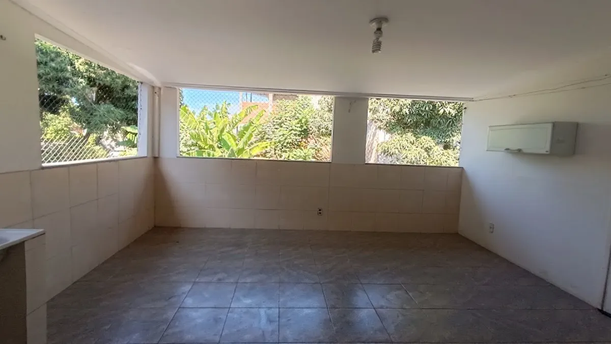 Imagem Casa Duplex com 5 quartos à venda em Vila Velha