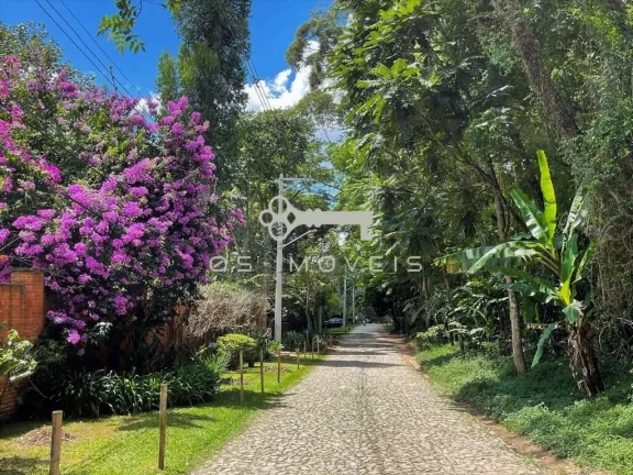 Imagem Cond. dos Arquitetos - Contemporânea e despojada! Uma casa única!