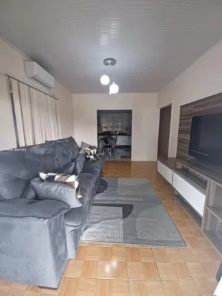 Imagem Casa para Venda em Concórdia, Centro, 2 dormitórios, 1 suíte, 2 banheiros, 1 vaga