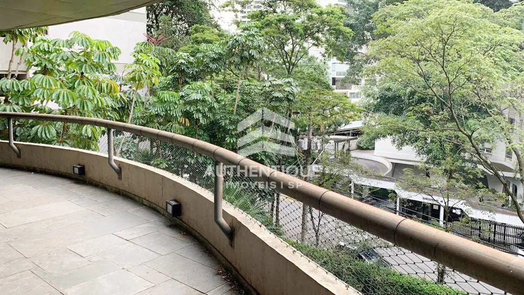 Foto do imóvel Triomphe Real Parque - Apartamento à venda em Rua Barão de Campos Gerais, 173 - Real Parque, São Paulo - SP