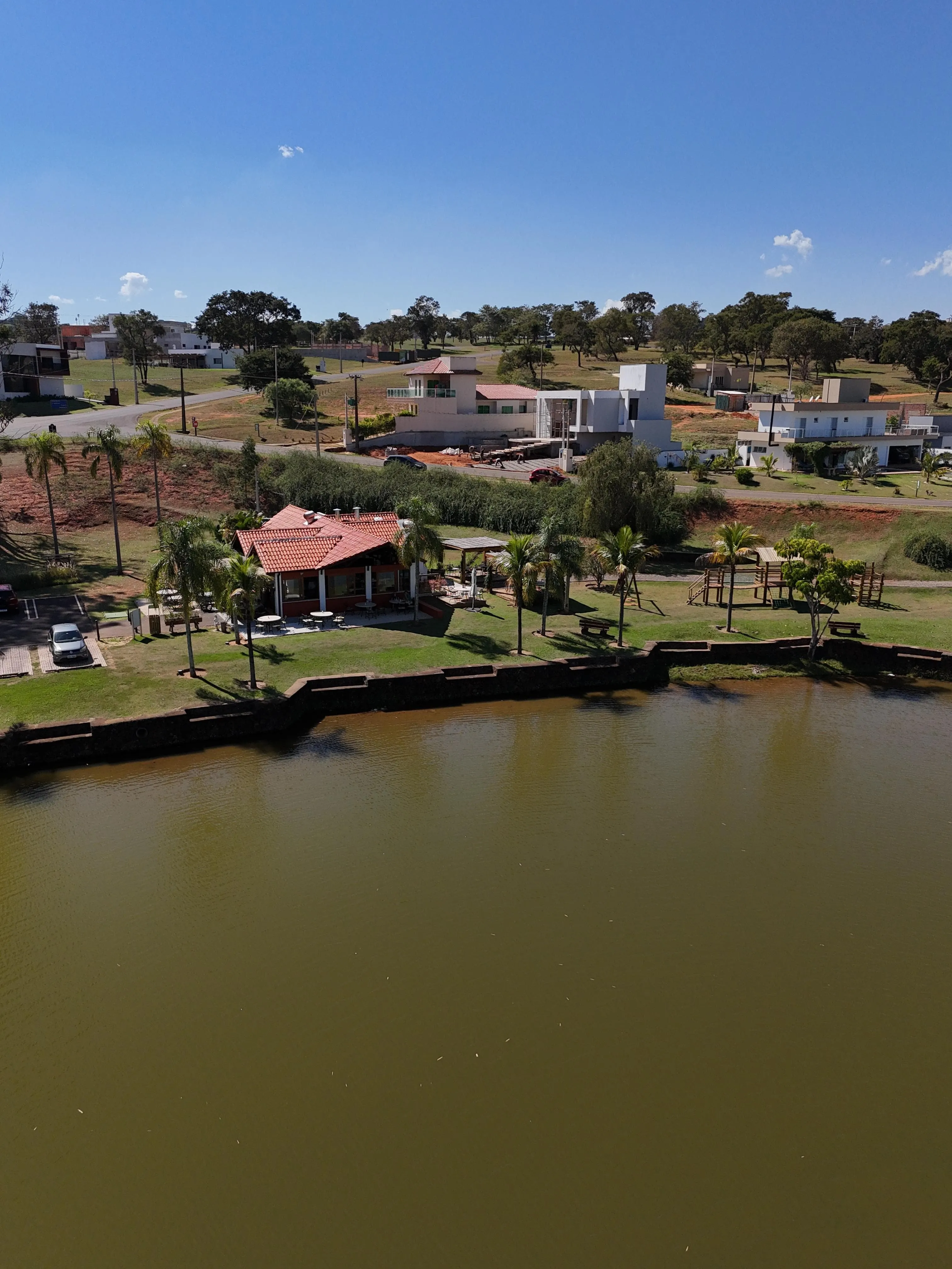 Imagem Lotes Exclusivos à Beira da Represa Jurumirim - Riviera de Santa Cristina XIII