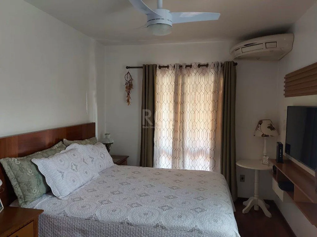 Imagem Casa Condominio para Venda - 234m², 3 dormitórios, sendo 1 suites, 2 vagas