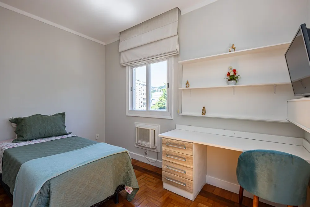 Imagem Apartamento para Venda em Rio de Janeiro, Flamengo, 4 dormitórios, 1 suíte, 3 banheiros, 1 vaga