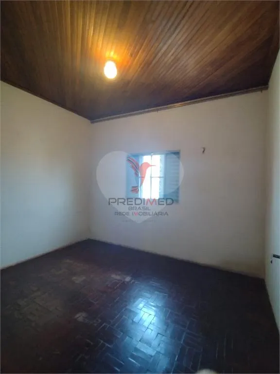 Imagem Casa de 3 quartos, 138m² no bairro Vila Marimbondo, em Lençóis Paulista
