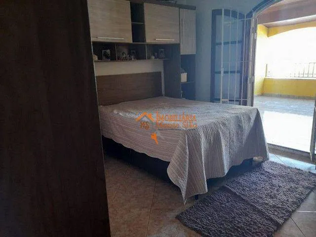 Imagem Sobrado para compra no Jardim Santa Cecilia com 3 dormitórios à venda por R$ 742.000 - Jardim Santa Cecília - Guarulhos/SP