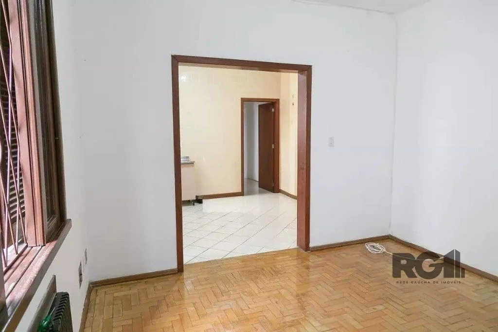 Imagem Casa para Venda - 150m², 3 dormitórios, 2 vagas - Teresópolis