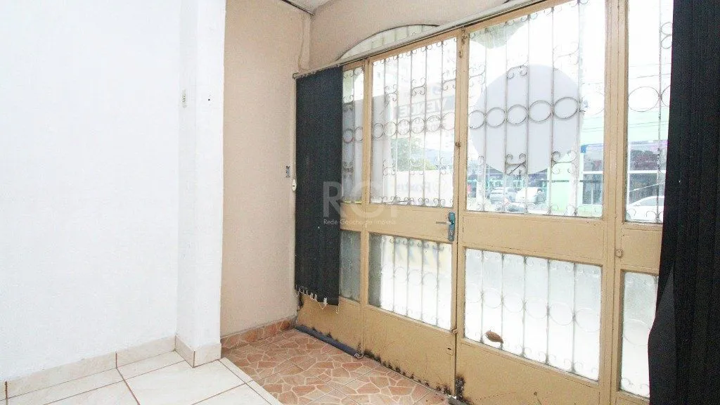 Imagem Casa Comercial em Passo da Areia