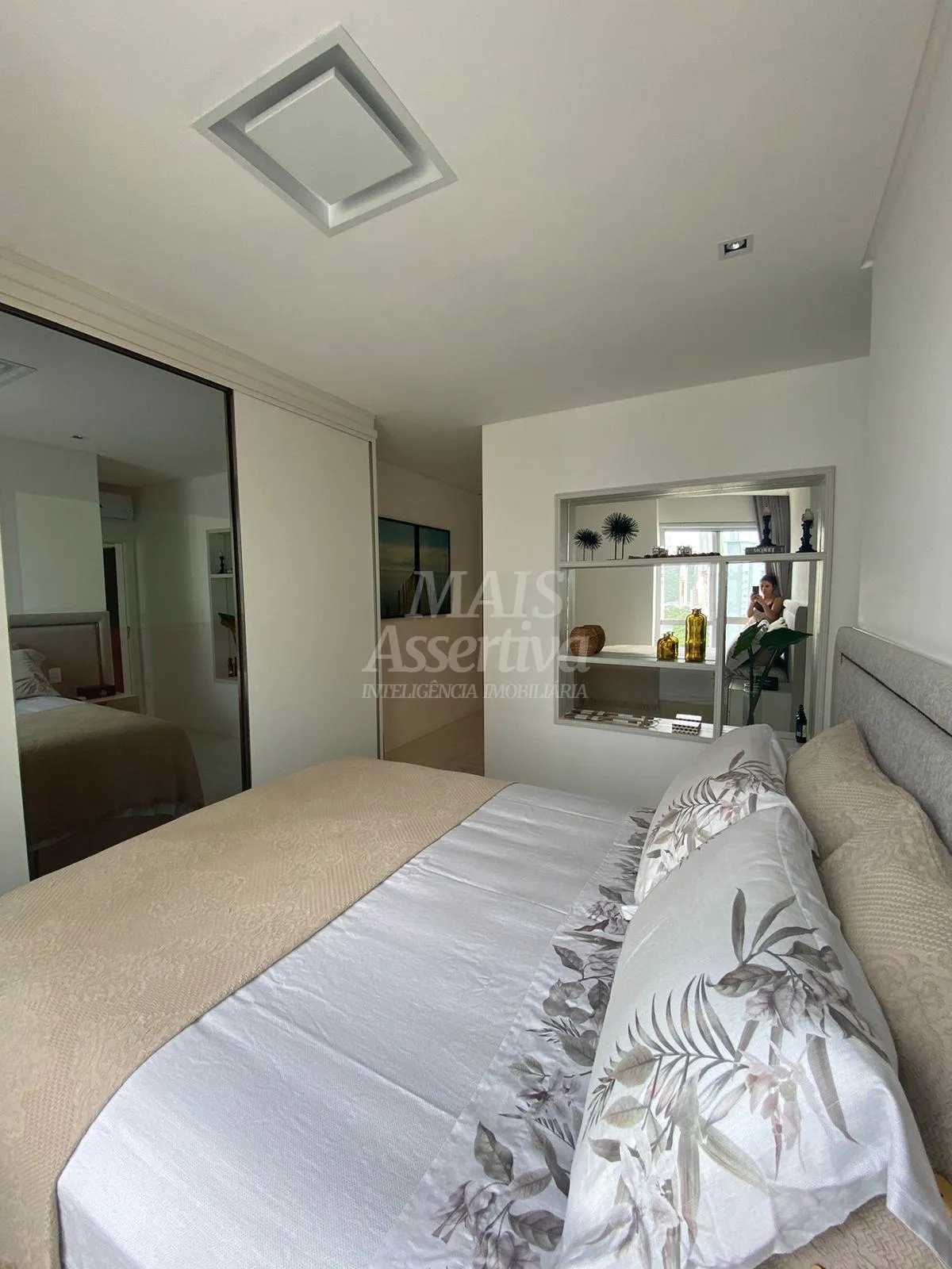 Imagem Excelente apartamento de alto padrão a venda no centro de Balneário Camboriú/SC