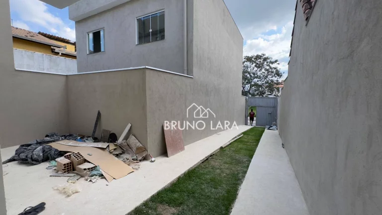 Imagem Casa a venda em Betim MG / bairro Jardim Casa Branca