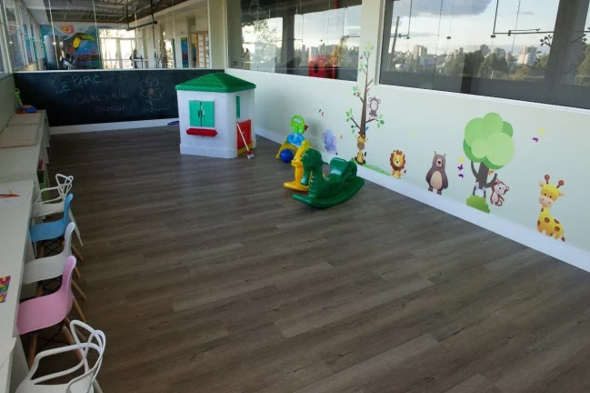 Imagem Casa 3 quartos sendo 3 suítes para venda no bairro Interlagos em Caxias do Sul