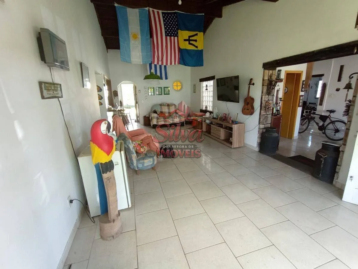 Imagem C805 | Casa à venda com piscina a 350m do mar