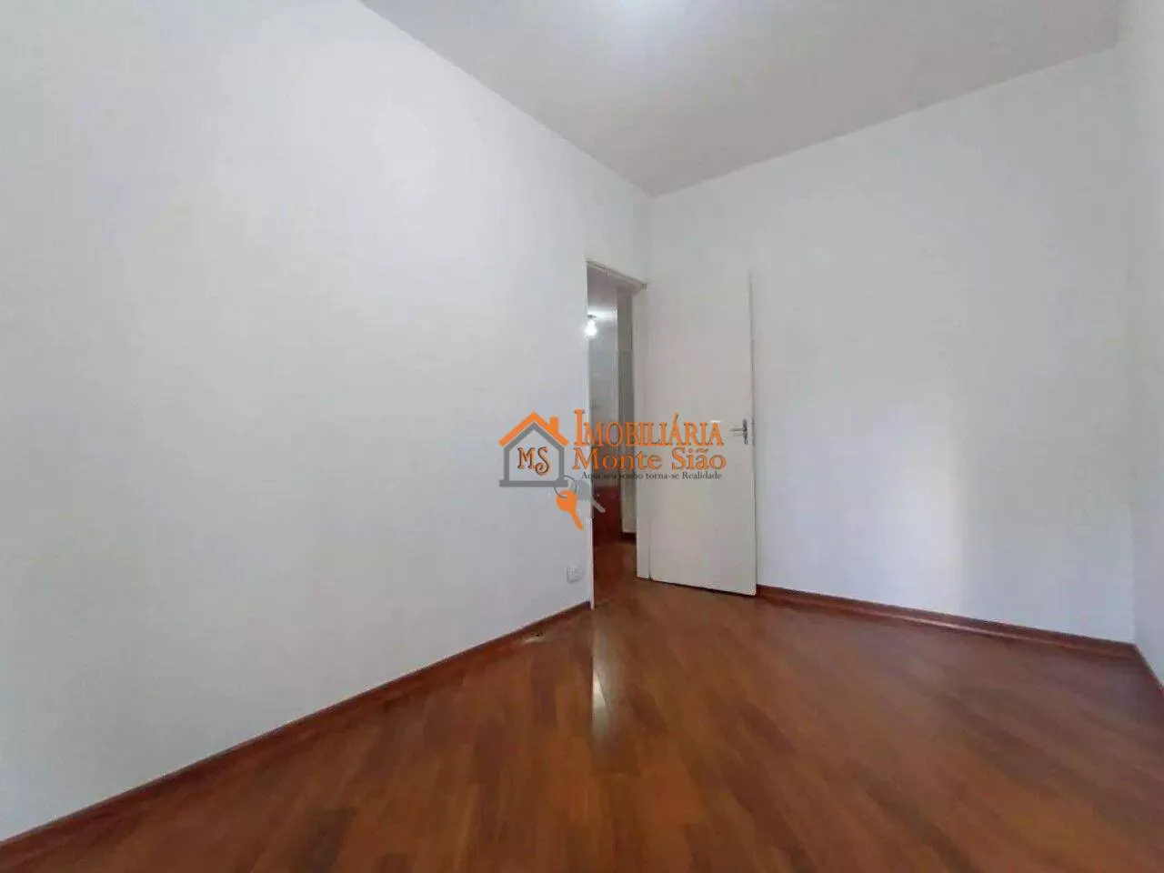 Imagem Apartamento com 2 dormitórios à venda, 56 m² por R$ 280.000,00 - Parque Renato Maia - Guarulhos/SP