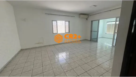 Imagem Casa à venda em Candeias - 180 m², 3 quartos e mais de 5 vagas