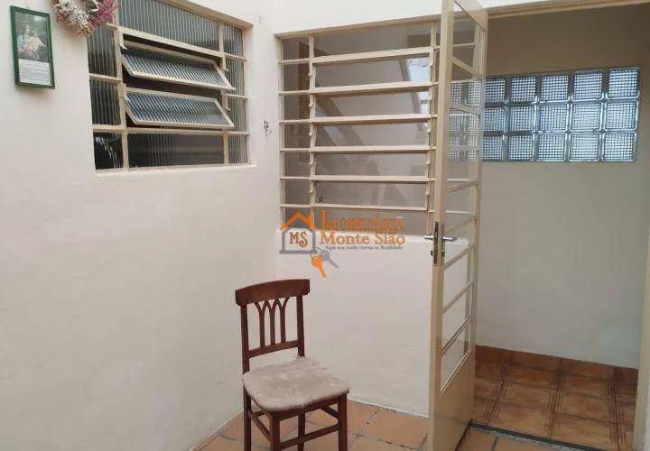 Imagem Casa com 3 dormitórios à venda, 288 m² por R$ 870.000,00 - Vila Galvão - Guarulhos/SP