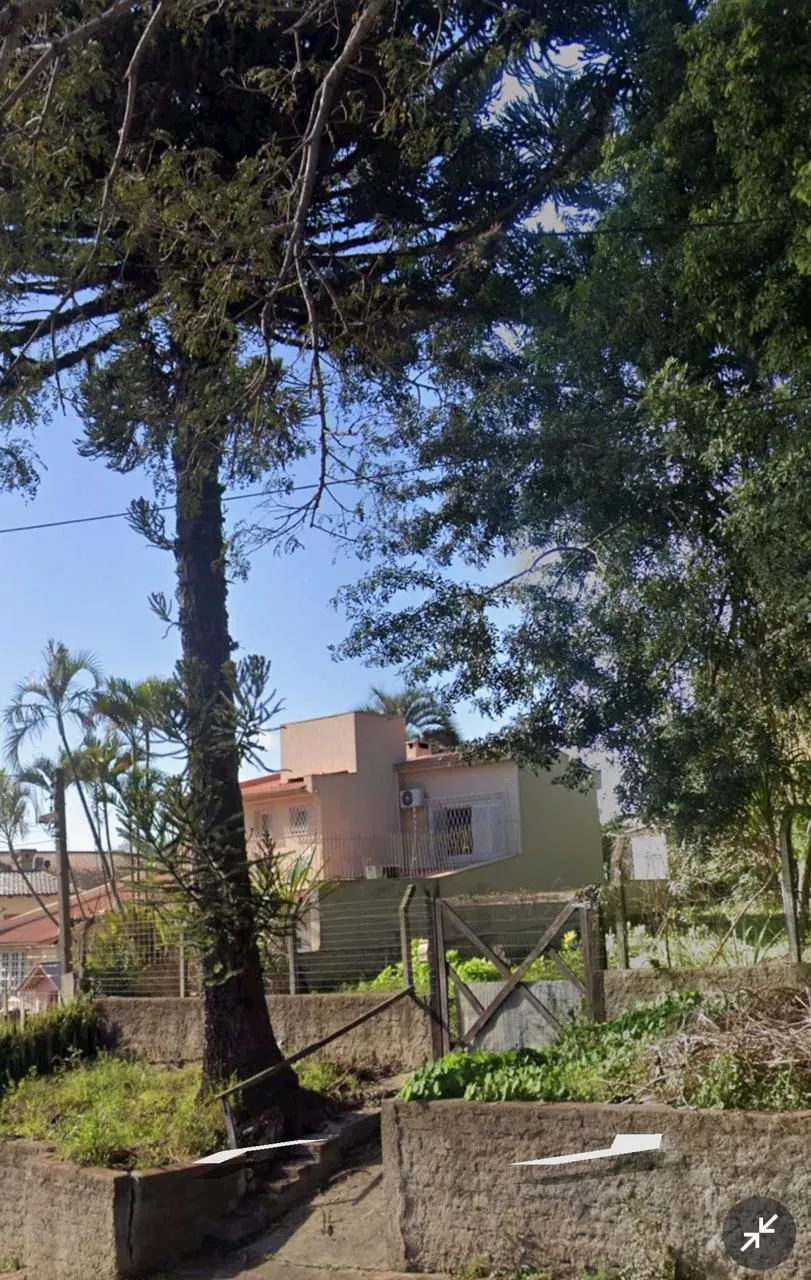 Imagem Terreno com 594m2 à venda no bairro Tristeza - Porto Alegre