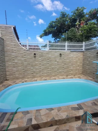 Imagem Sobrado com piscina, área gourmet, 03 quartos com suíte, 70 metros do Mar em Matinhos PR