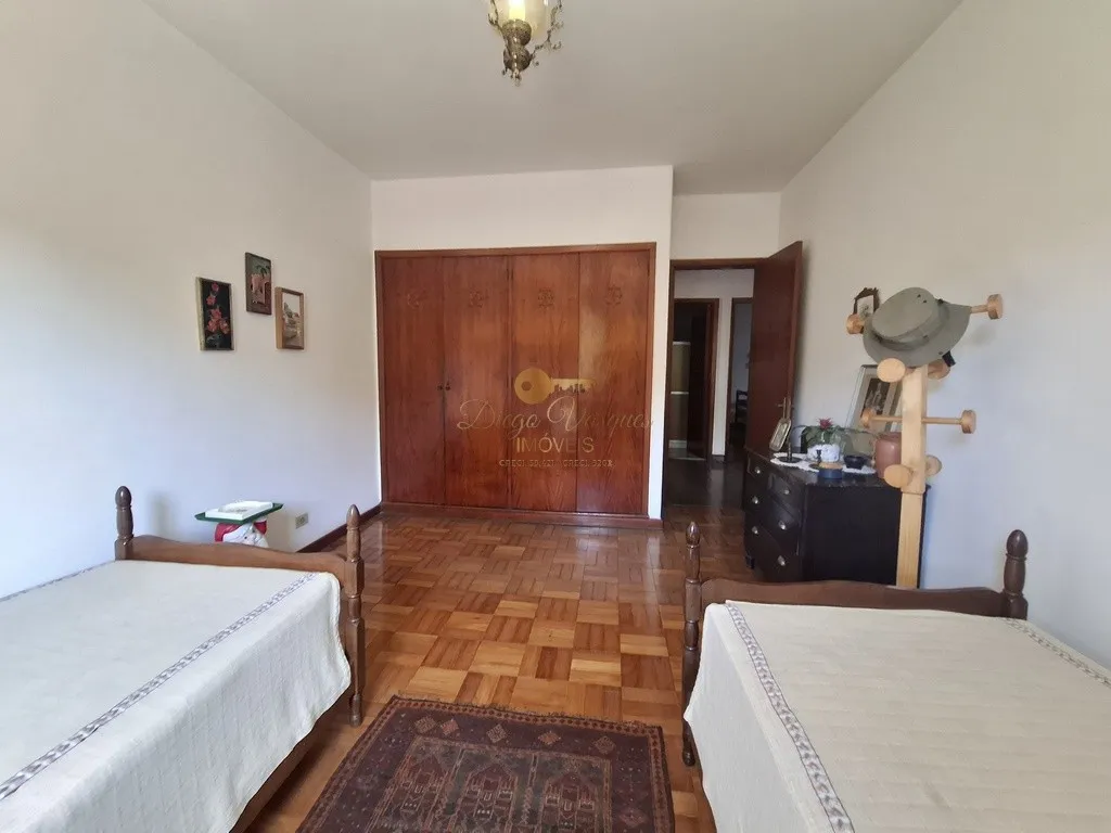 Imagem Casa para Venda em Teresópolis / RJ no bairro Golfe