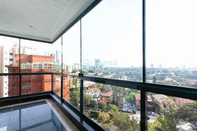 Imagem Excelente apartamento com 202m² em Higienópolis. Living super espaçoso, varanda com uma vista inc...