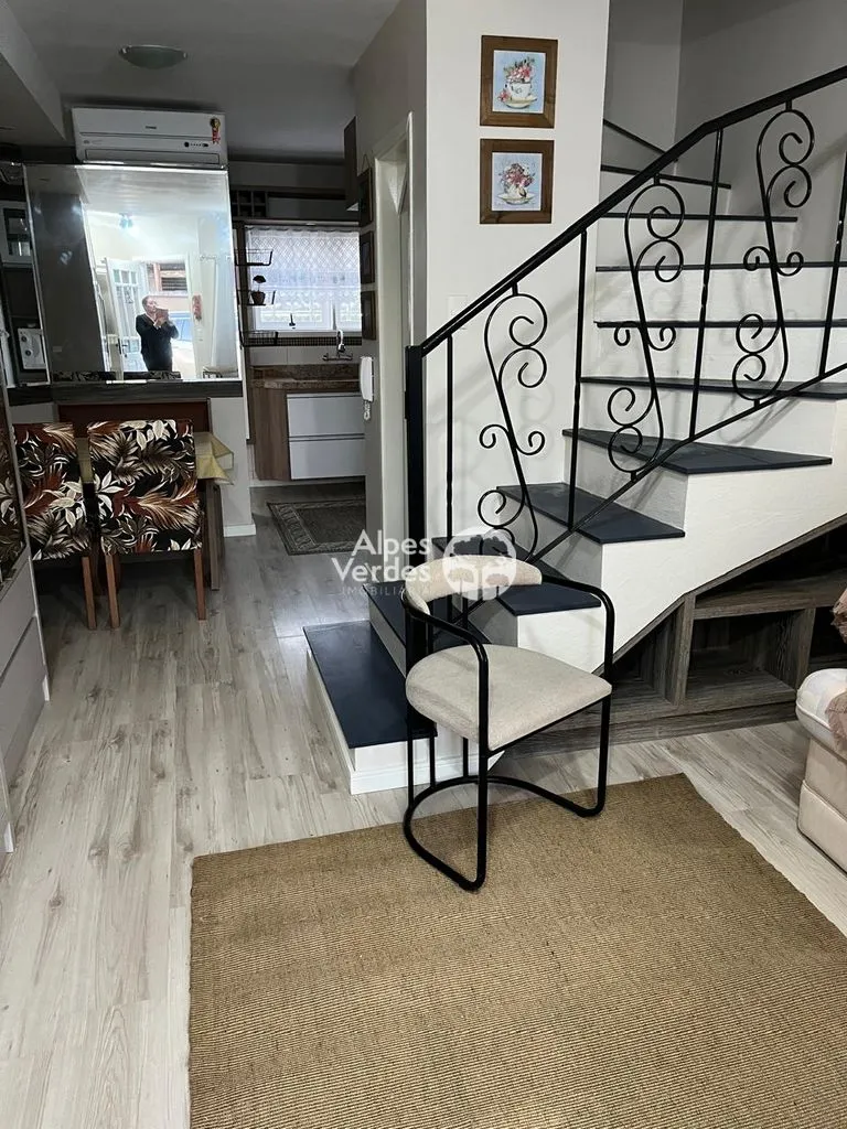 Imagem Vende-se Csa Geminada no Quintas de Canela, com 02 dormitórios