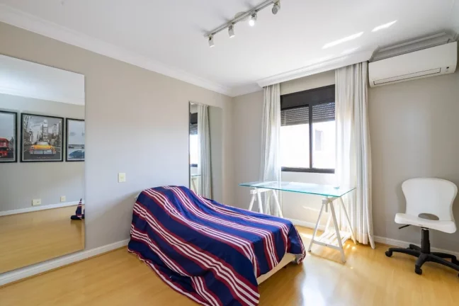 Foto do imóvel Apartamento à venda em São Paulo, Vila Progredior, com 4 quartos, 259,6m2 em José Jannarelli