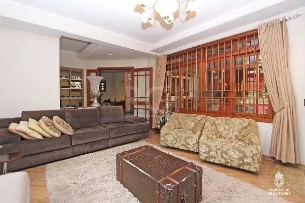 Imagem Excelente casa de 189m² com 3 dormitórios.