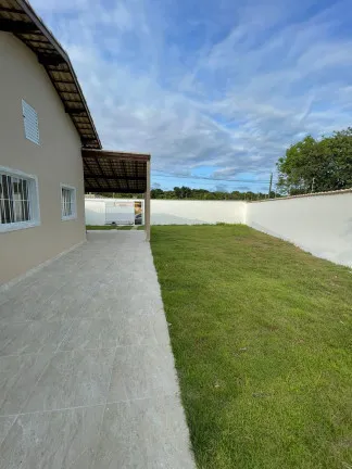 Imagem Casa com 2 Quartos à Venda, 69 m² em Jd. São João - Itanhaém