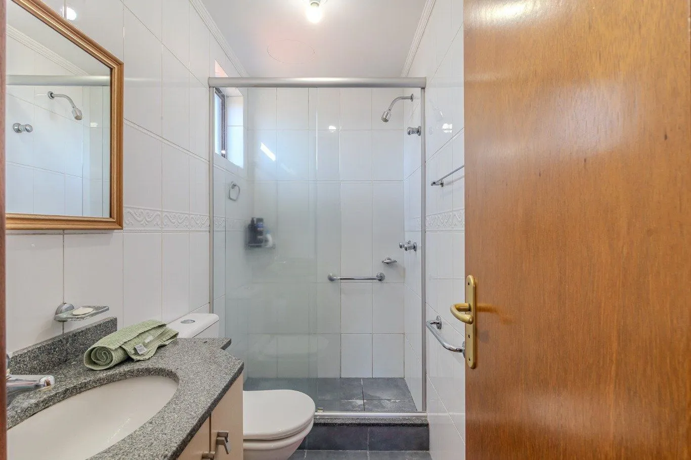 Imagem Apartamento com 2 quartos, vaga dupla - Bairro Petrópolis