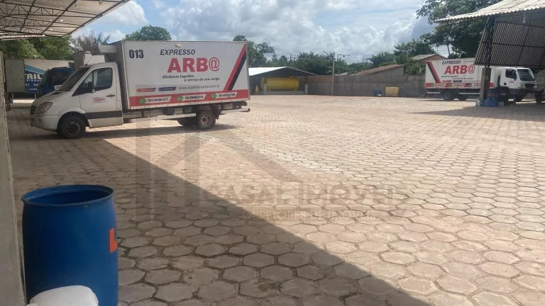 Imagem CASAL IMÓVEIS VENDE TRANSPORTADORA POSTO PRIVATIVO E USINA FOTOVOLTAICA