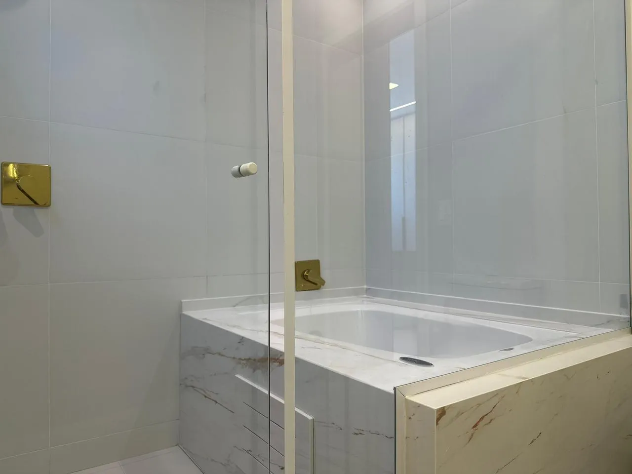Imagem Apartamento à venda com 115m2 por R$ 2.390.000,00