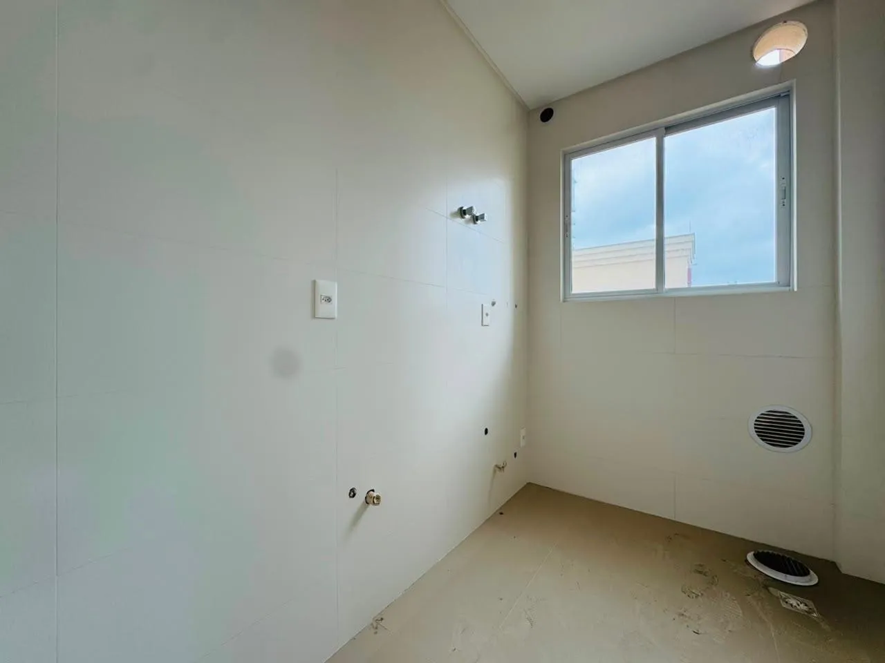 Imagem Apartamento com vista para o mar à venda com 166m2 por R$ 1.900.000,00