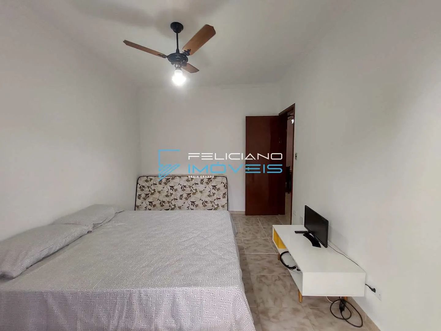 Imagem Apartamento com 2 quartos, Ocian, Praia Grande - R$ 390 mil, Cod: 6077