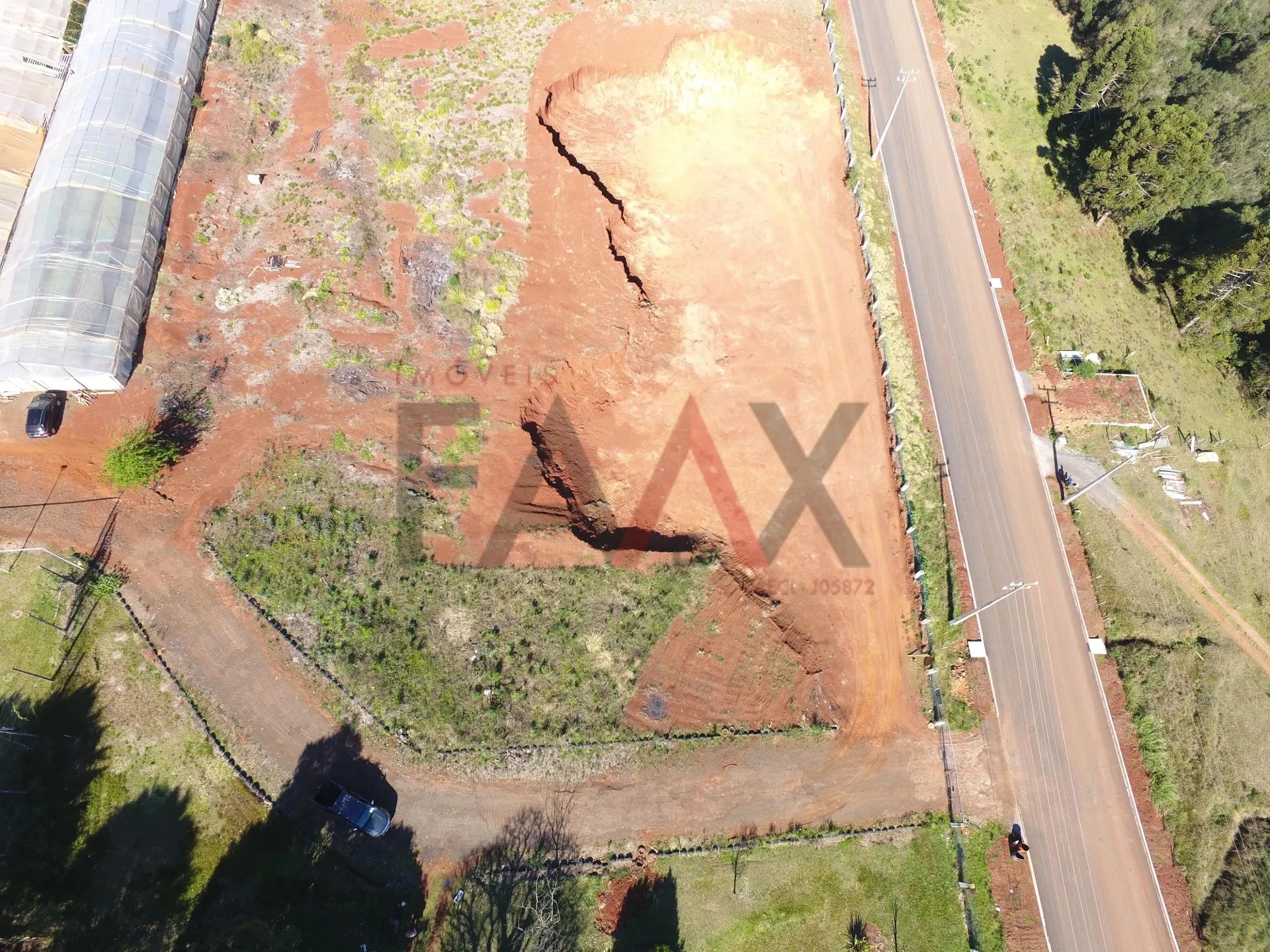 Imagem Terreno Comercial na entrada do Bairru das Cerejeiras