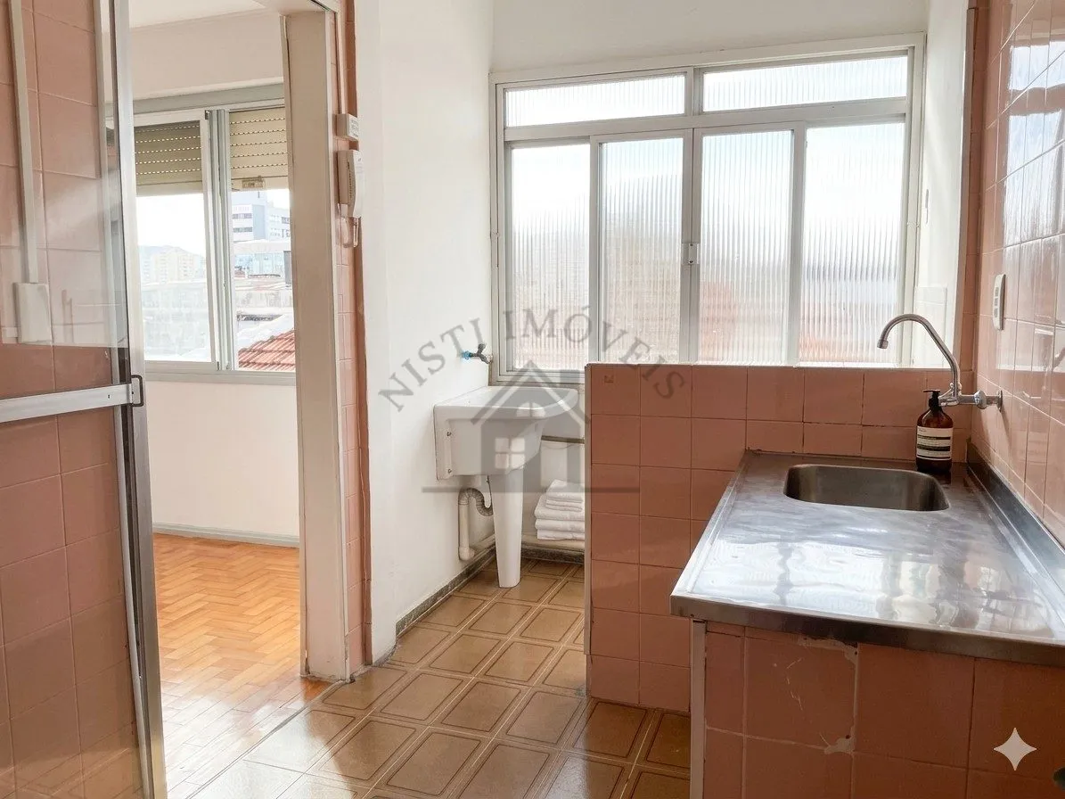 Imagem Apartamento 2 quartos para Venda no bairro Vila Ipiranga em Porto Alegre