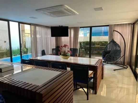 Imagem Casa alto padrão a venda na Av. Priscila Dutra