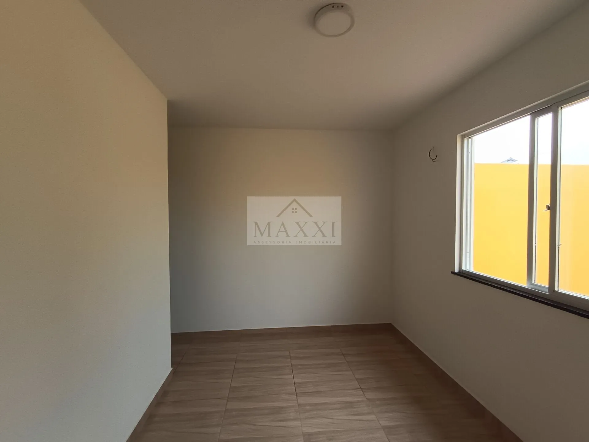 Imagem Casa Totalmente Reformada de 2 Quartos com Suíte e Quintal em Pedra de Guaratiba