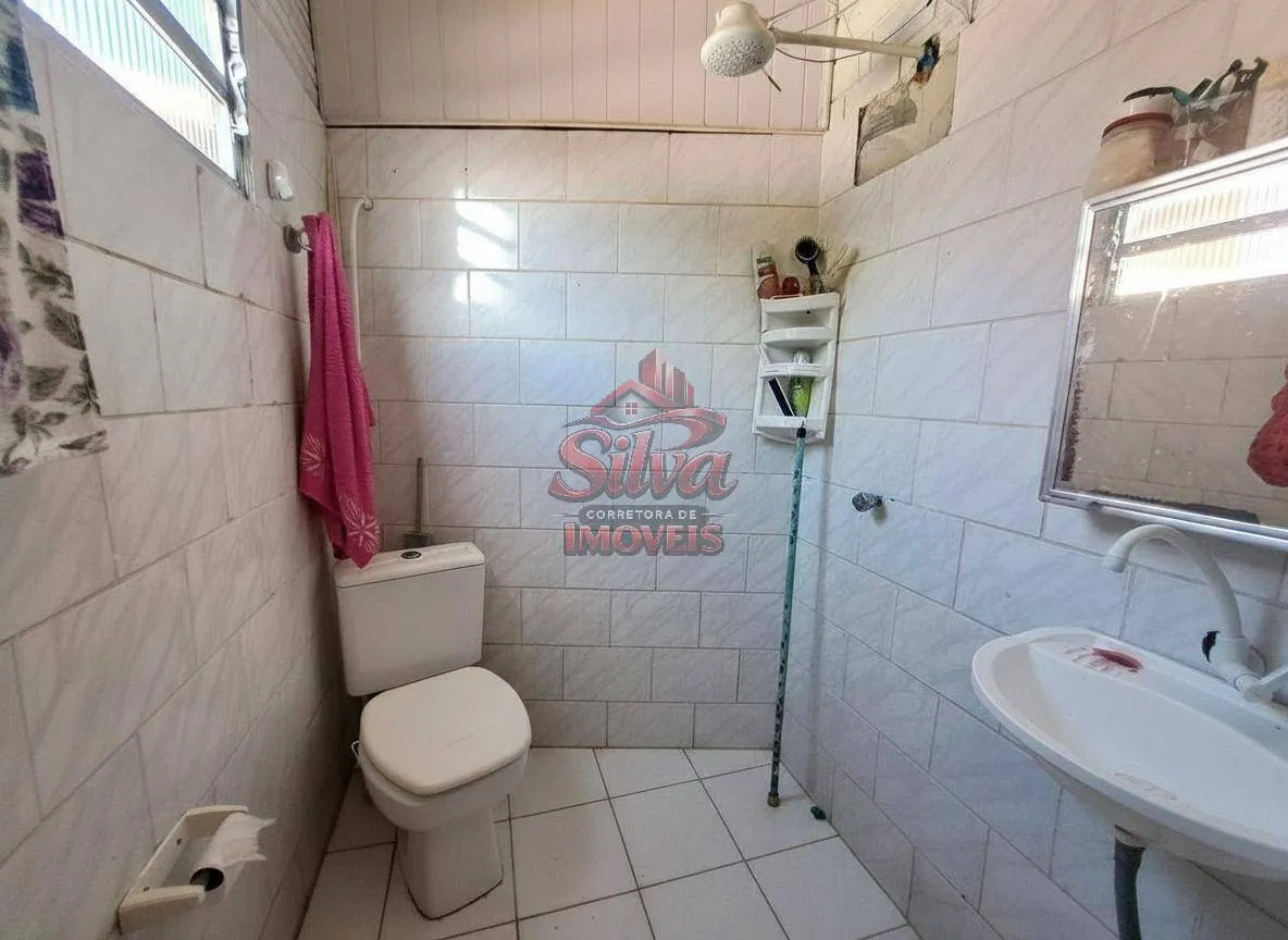 Imagem C428 | Casa de esquina 4 dormitórios à venda no Mariluz