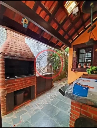Imagem Casa Aconchegante estilo Fazenda, a uma quadra dz Praia de Maresias. com 4 quartos area gourmet, garagem e jacuzzi