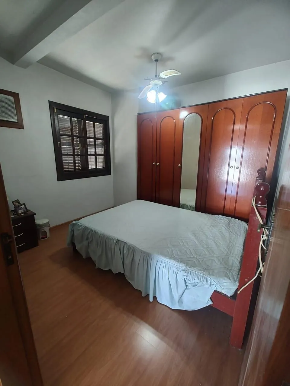 Imagem Casa com 3 dormitórios á venda em Porto Alegre