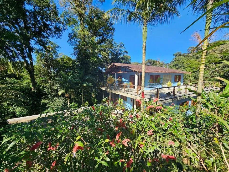 Imagem Sítio para Venda em Guapimirim / RJ no bairro Garrafão