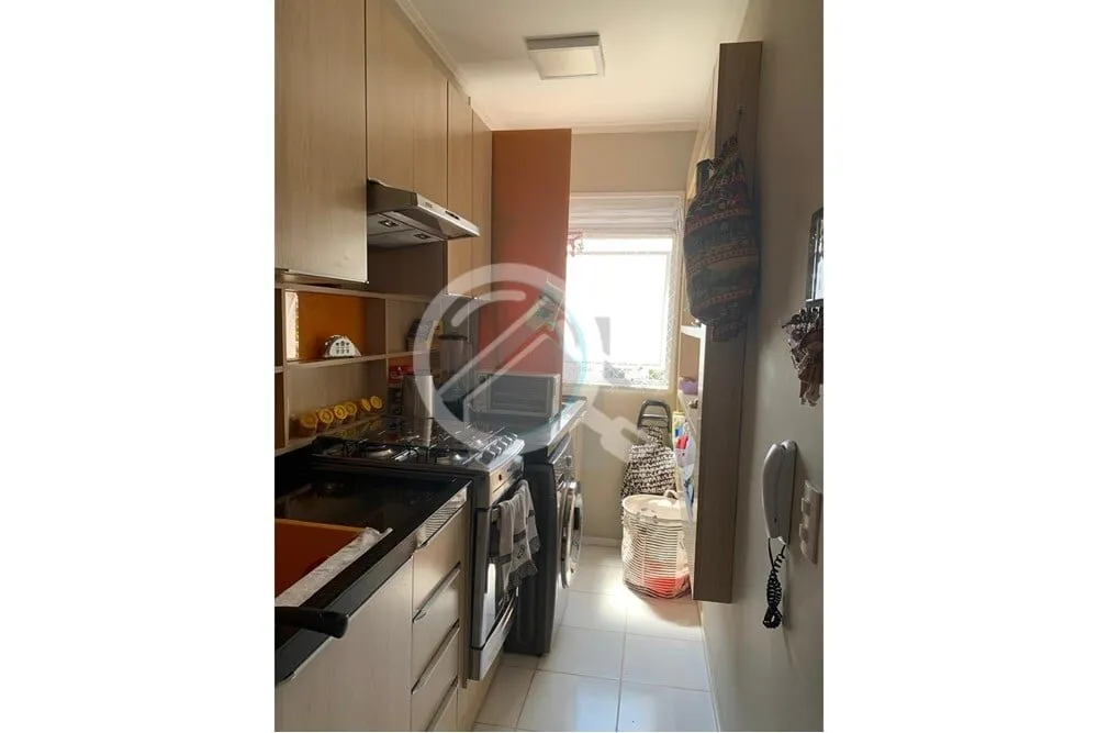 Imagem Apartamento com 02 quartos (01 suíte), living, cozinha com churrasqueira, área de serviço e vaga ...